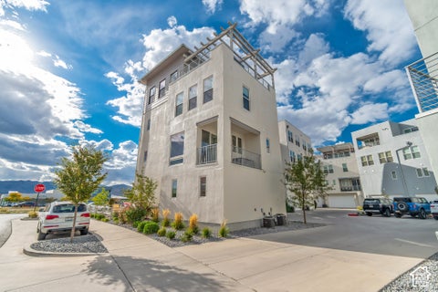 Tiny photo for 11223 S CLEAR BLUE DR W, South Jordan, UT 84009 (MLS # 2190831)