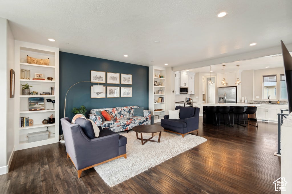 Photo of 11223 S CLEAR BLUE DR W, South Jordan, UT 84009 (MLS # 2190831)