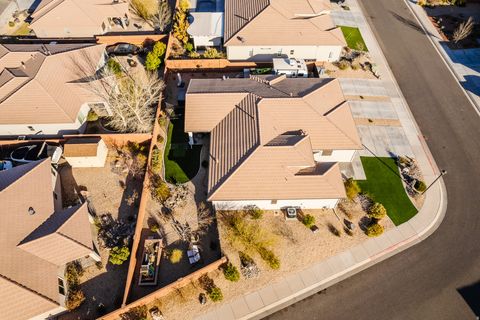 Tiny photo for 2714 W 220 N, Hurricane, UT 84737 (MLS # 2135105)