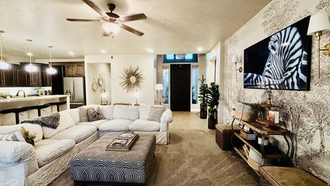 Tiny photo for 2714 W 220 N, Hurricane, UT 84737 (MLS # 2135105)