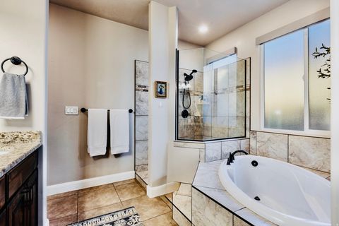 Tiny photo for 2714 W 220 N, Hurricane, UT 84737 (MLS # 2135105)