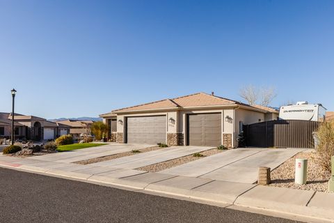 Tiny photo for 2714 W 220 N, Hurricane, UT 84737 (MLS # 2135105)