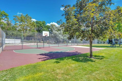 Tiny photo for 4660 S QUAIL PARK DR #H, Salt Lake City, UT 84117 (MLS # 2130239)