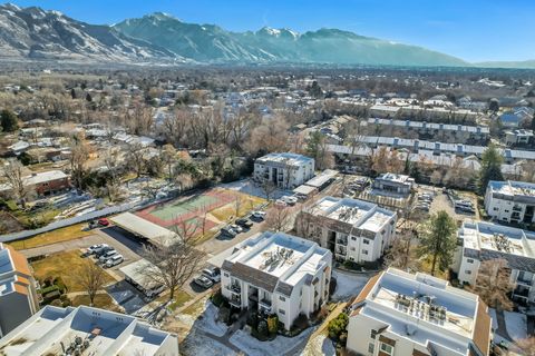 Tiny photo for 4660 S QUAIL PARK DR #H, Salt Lake City, UT 84117 (MLS # 2130239)