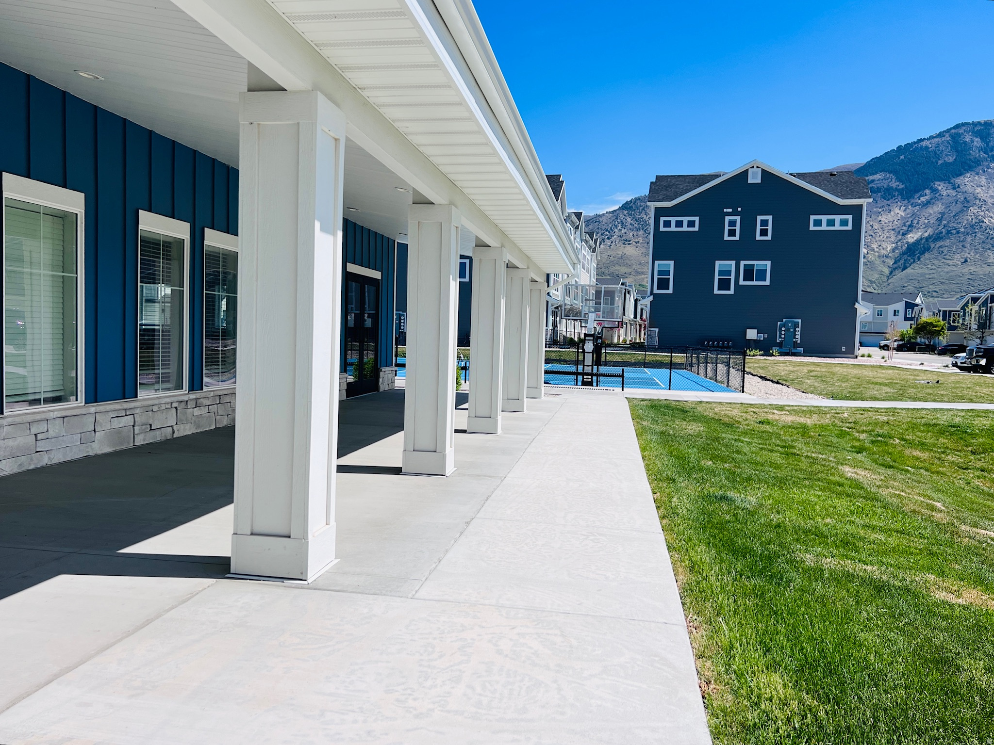 PROMINENCE POINT - Residential