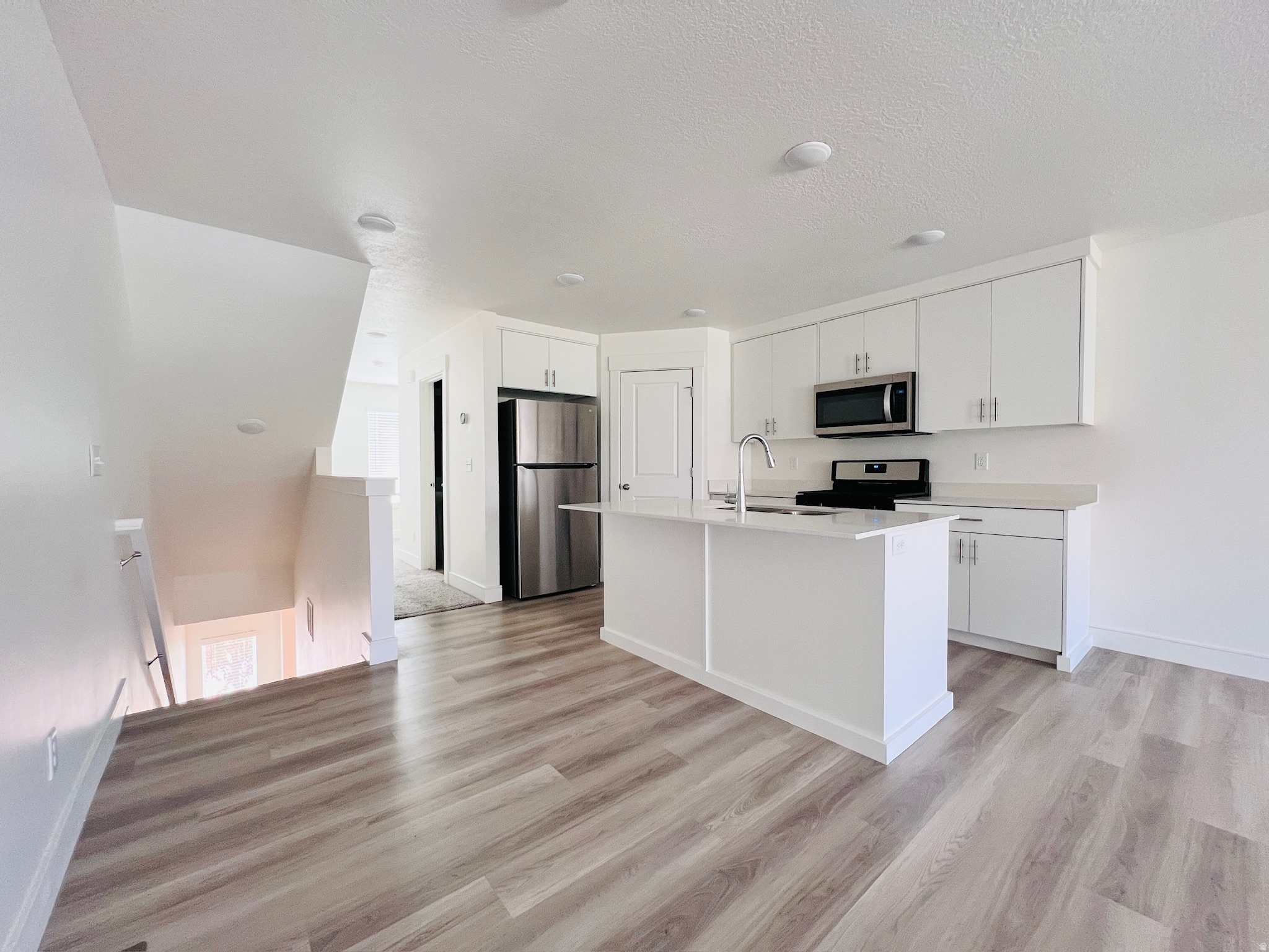 PROMINENCE POINT - Residential