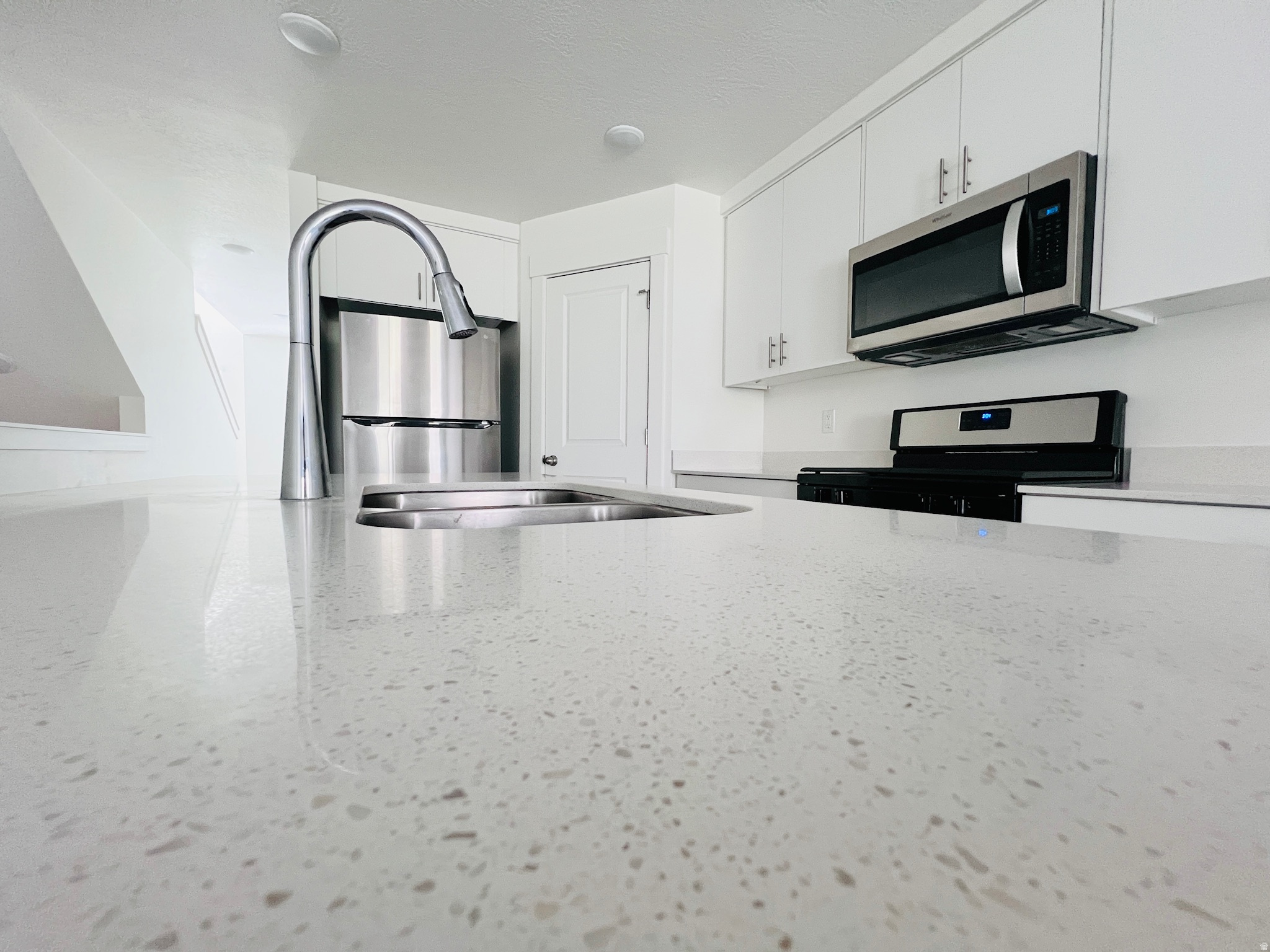 PROMINENCE POINT - Residential