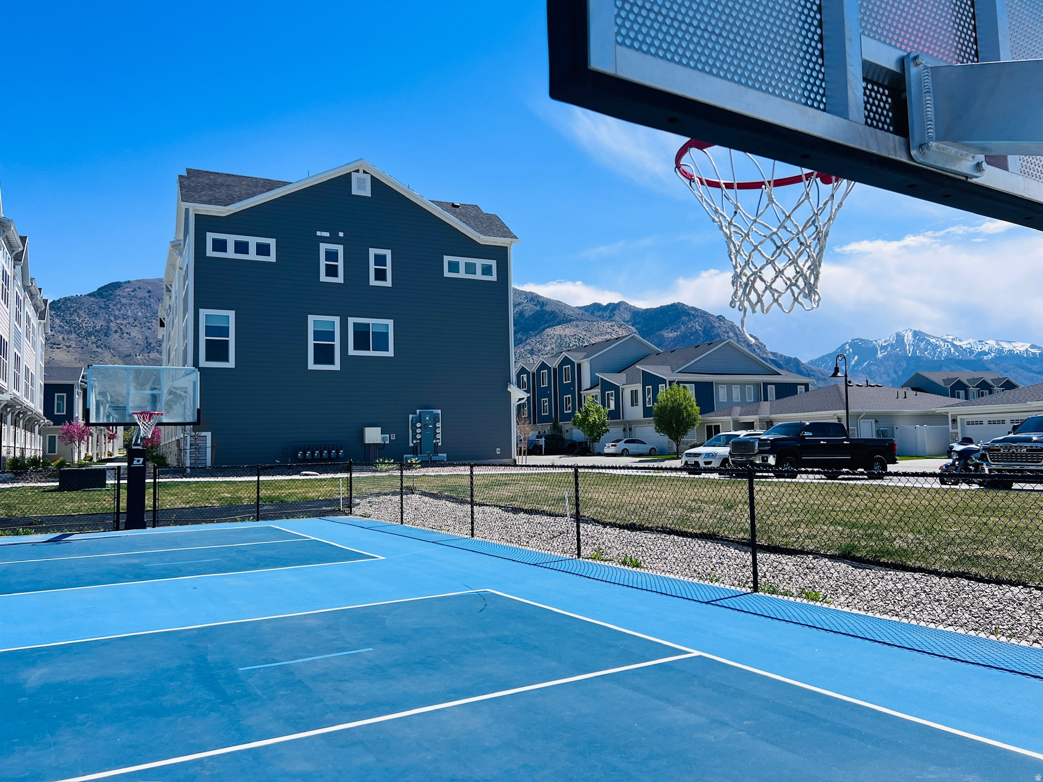 PROMINENCE POINT - Residential