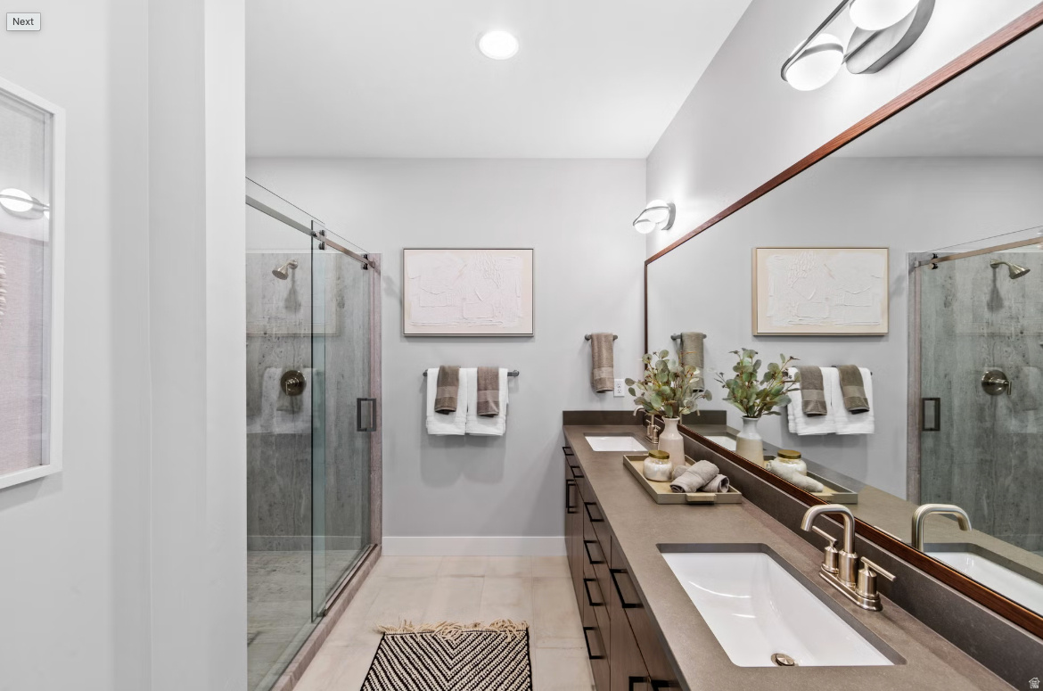 CANYON POINT - Residential