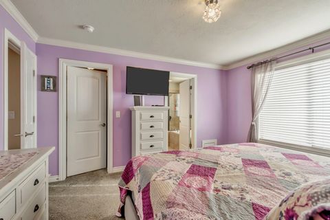 Tiny photo for 653 STONEBROOK LN, Santaquin, UT 84655 (MLS # 2126582)