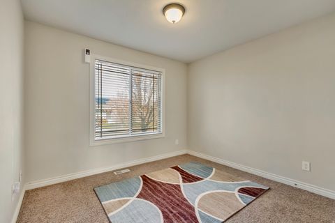 Tiny photo for 653 STONEBROOK LN, Santaquin, UT 84655 (MLS # 2126582)