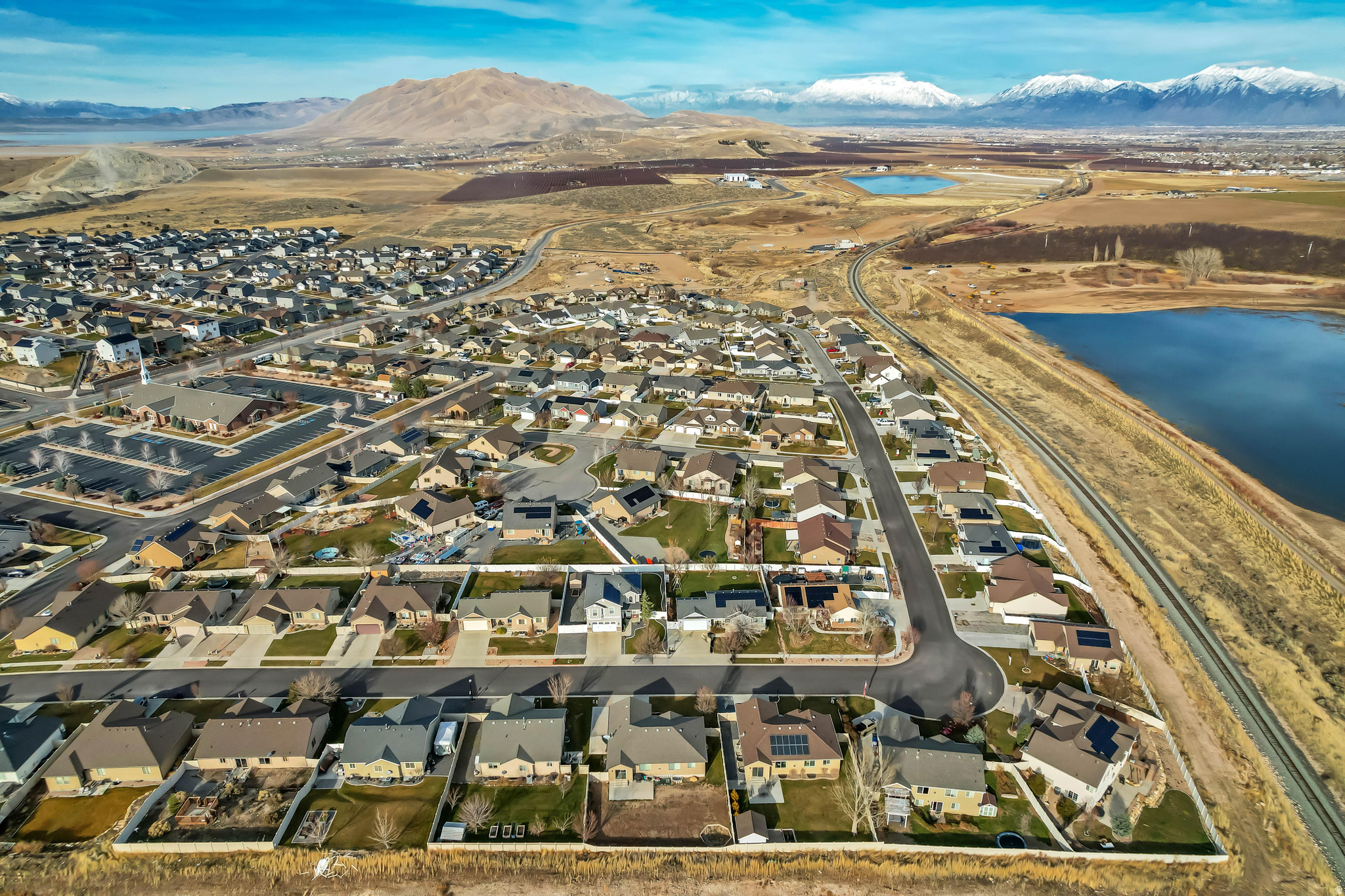 SUMMIT RIDGE - Residential