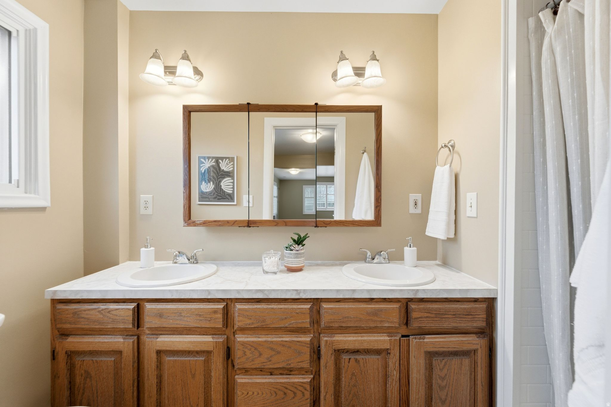 FAIRMONT - Residential