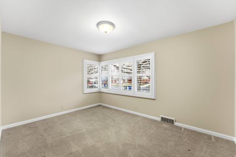 Tiny photo for 2370 E LYNWOOD DR, Salt Lake City, UT 84109 (MLS # 2132688)
