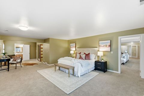 Tiny photo for 2370 E LYNWOOD DR, Salt Lake City, UT 84109 (MLS # 2132688)