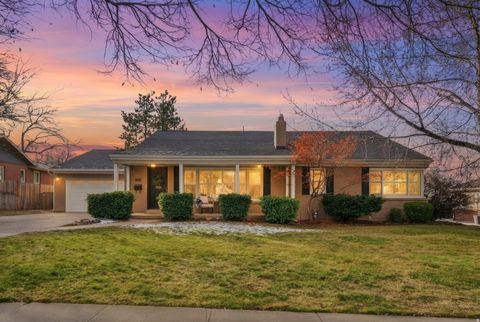 Photo of 2370 E LYNWOOD DR, Salt Lake City, UT 84109 (MLS # 2132688)