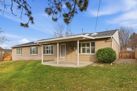Tiny photo for 2370 E LYNWOOD DR, Salt Lake City, UT 84109 (MLS # 2132688)