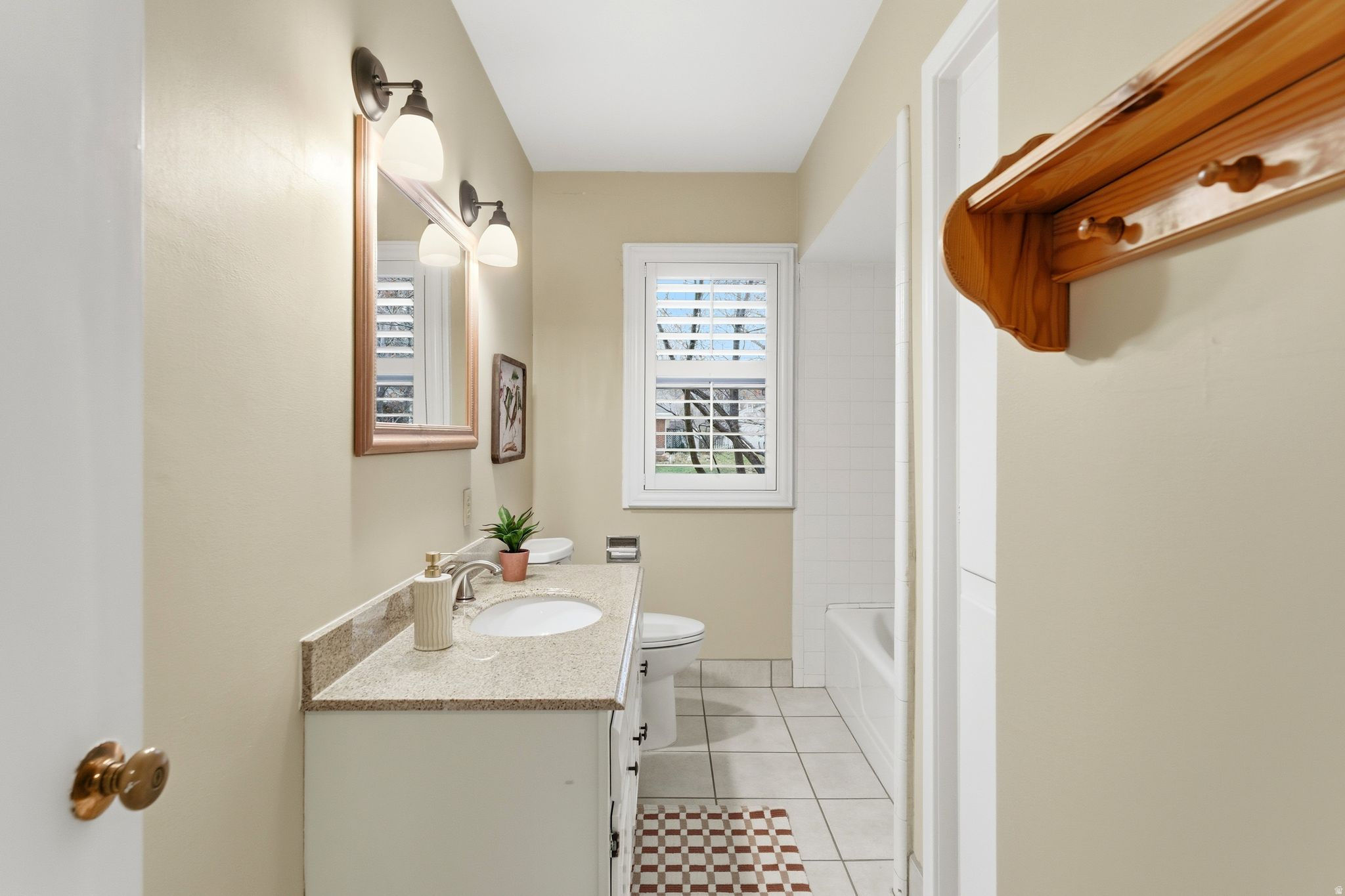 FAIRMONT - Residential