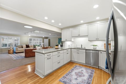 Tiny photo for 2370 E LYNWOOD DR, Salt Lake City, UT 84109 (MLS # 2132688)