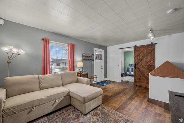 ELTON SUB - Residential