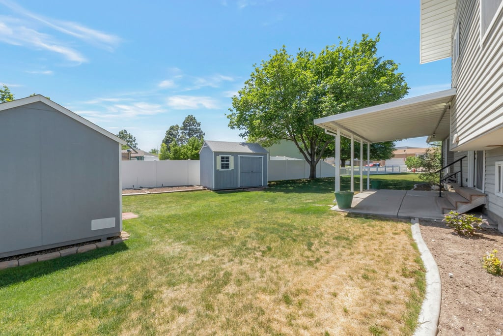 VALLEY WEST - Residential