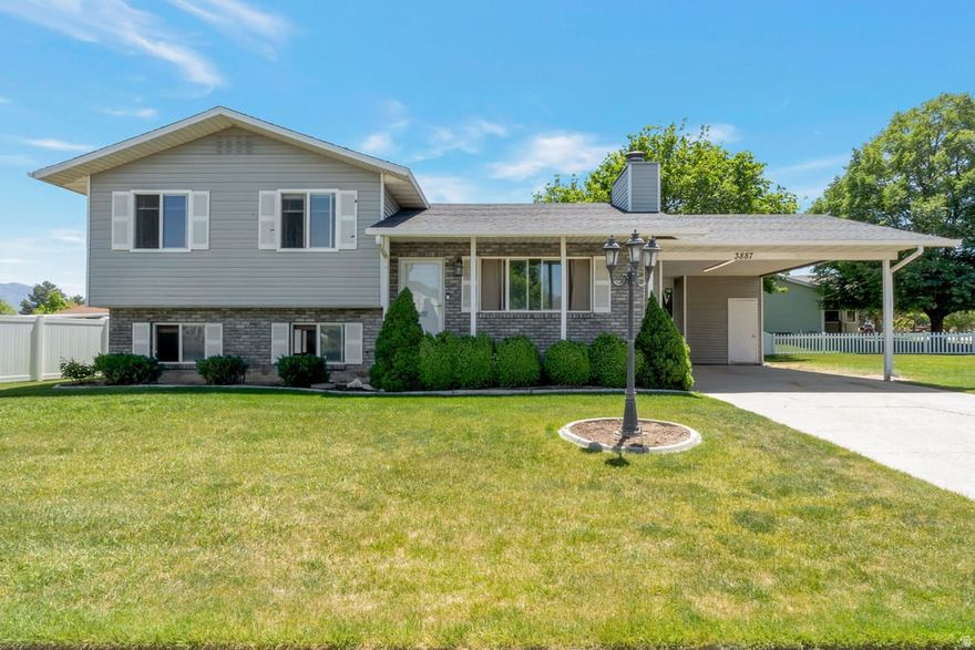 This delightful home is situated in a neighborhood of friendly homeowners. It is close to schools, shopping, medical offices and hospitals. The backyard is great for entertaining and play. It boasts mature shade trees, and plenty of open lawn space. The garden has room for both flowers and vegetables.  Priced to sell quickly, so come and take a tour today. The home is move-in ready! Square footage figures are provided as a courtesy estimate only and were obtained from Salt Lake County records.  Buyer is advised to obtain an independent measurement.