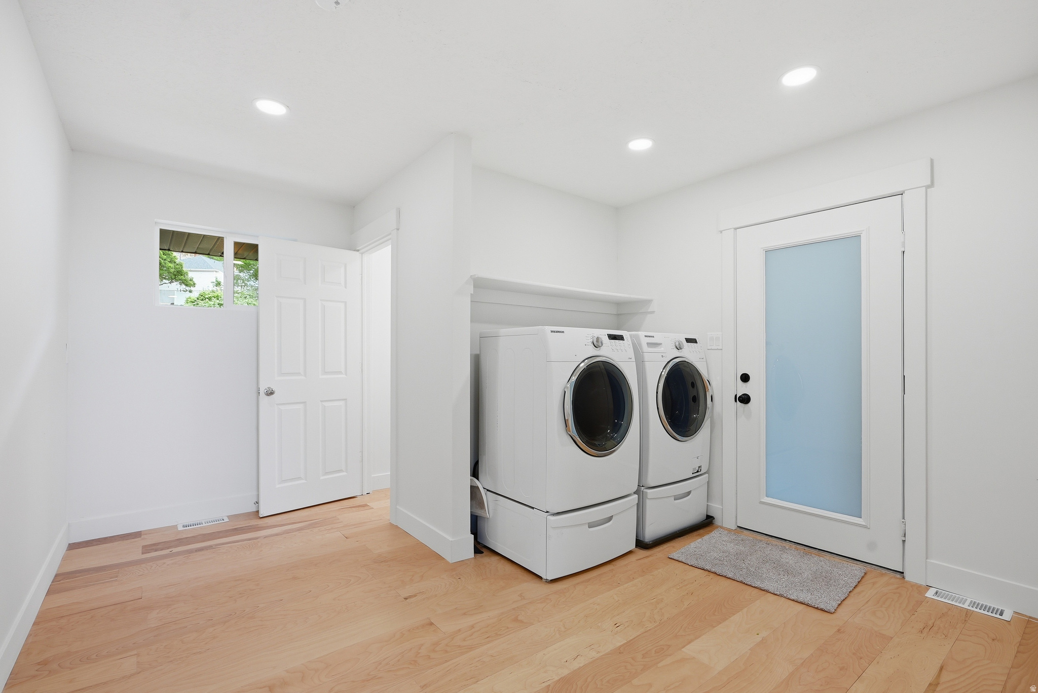 EAGLES VIEW - Residential