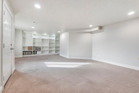 Tiny photo for 884 E BIG SNOWY CT, Draper, UT 84020 (MLS # 2139367)