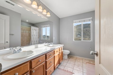 Tiny photo for 884 E BIG SNOWY CT, Draper, UT 84020 (MLS # 2139367)