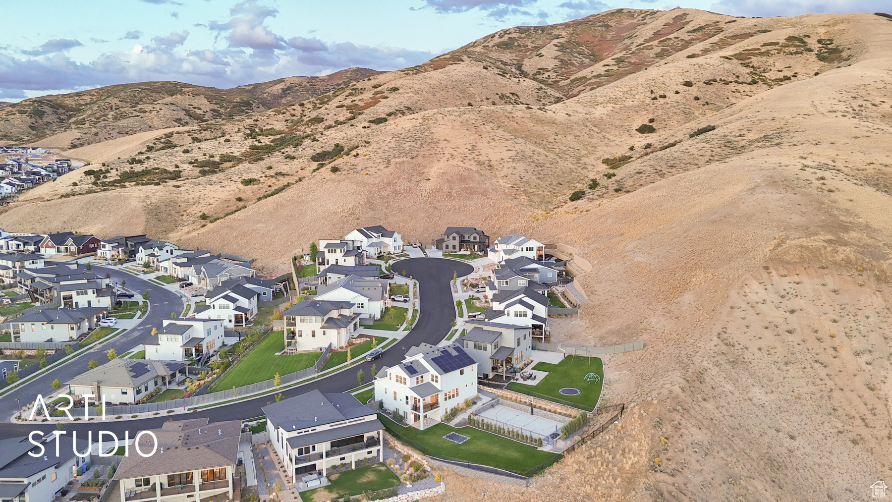 CANYON POINT - Residential