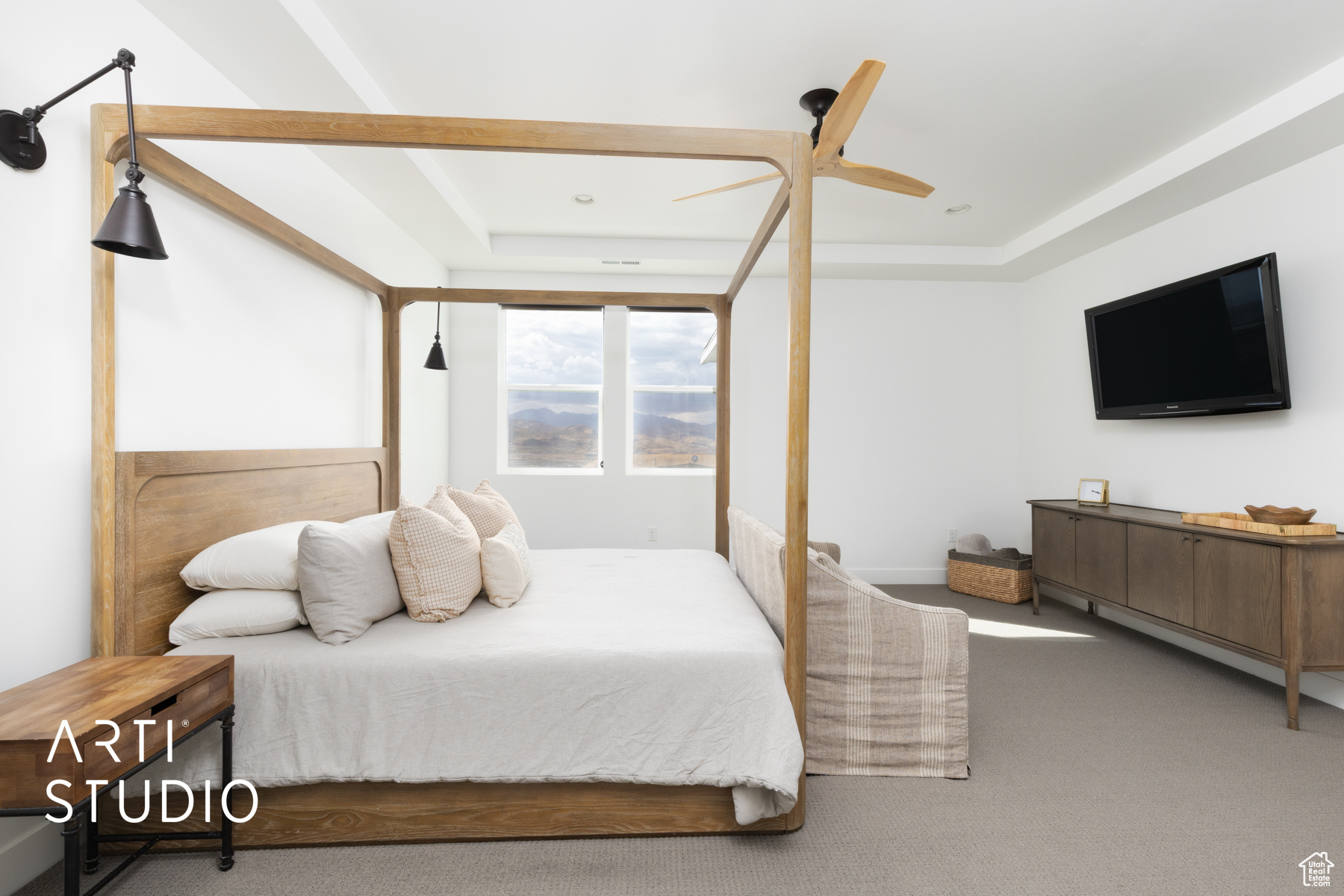 CANYON POINT - Residential