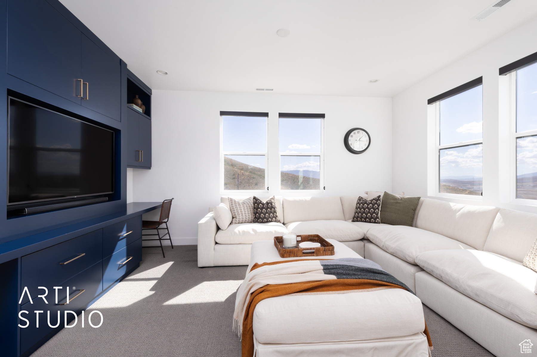 CANYON POINT - Residential