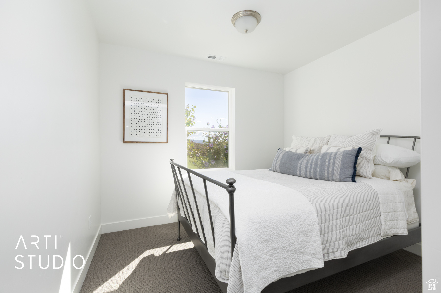 CANYON POINT - Residential