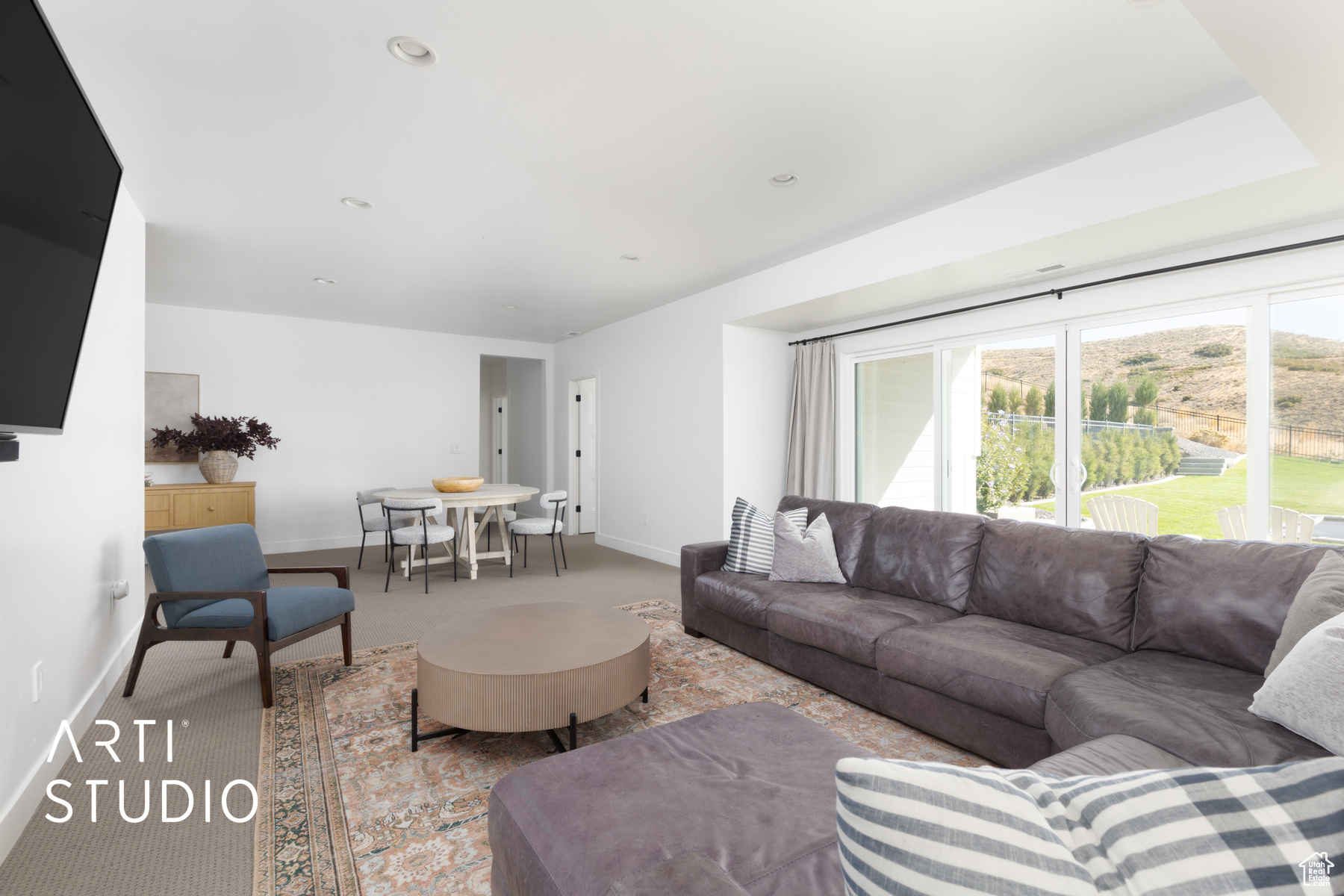 CANYON POINT - Residential