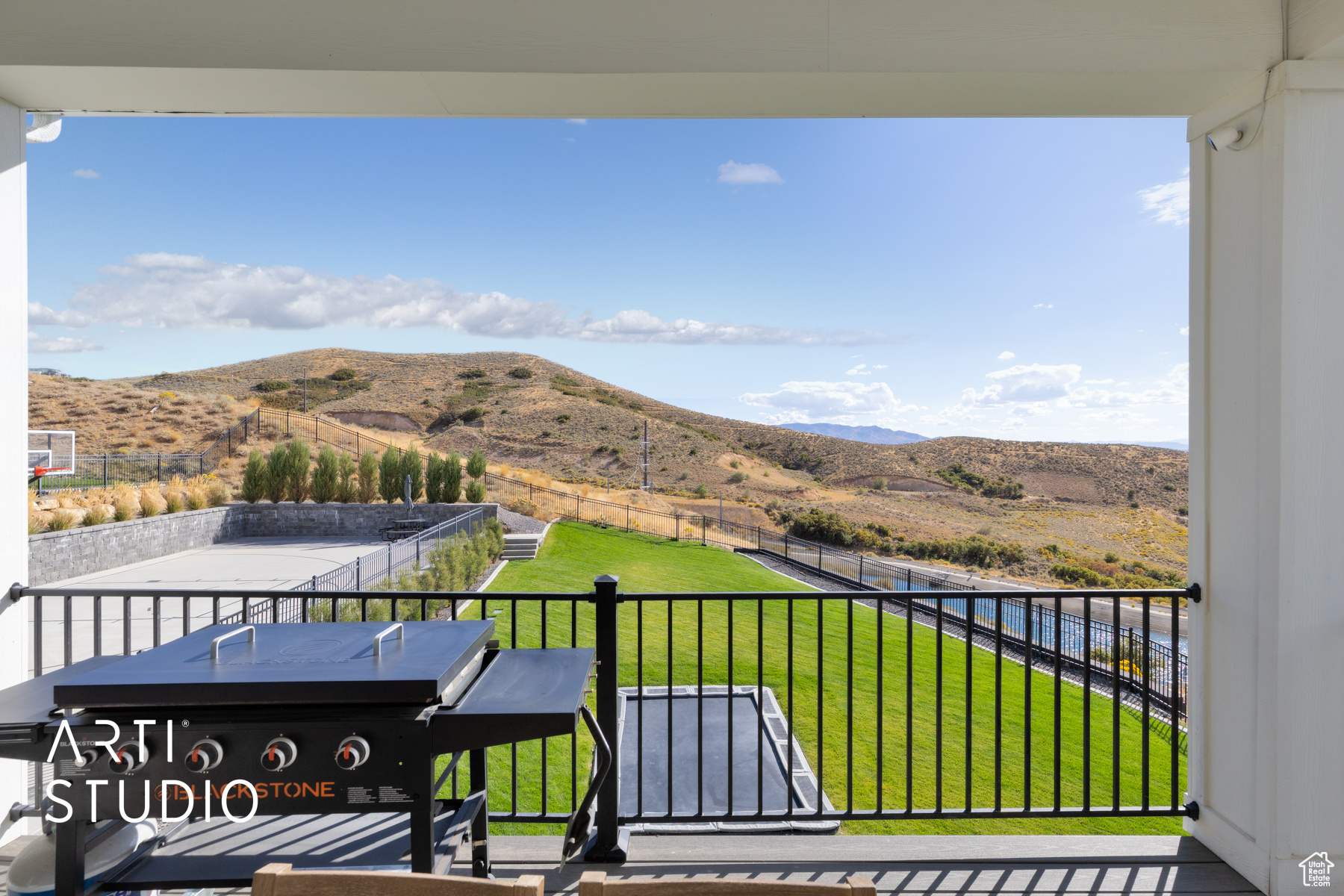 CANYON POINT - Residential