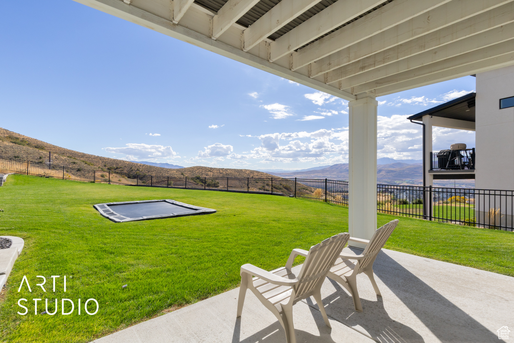 CANYON POINT - Residential