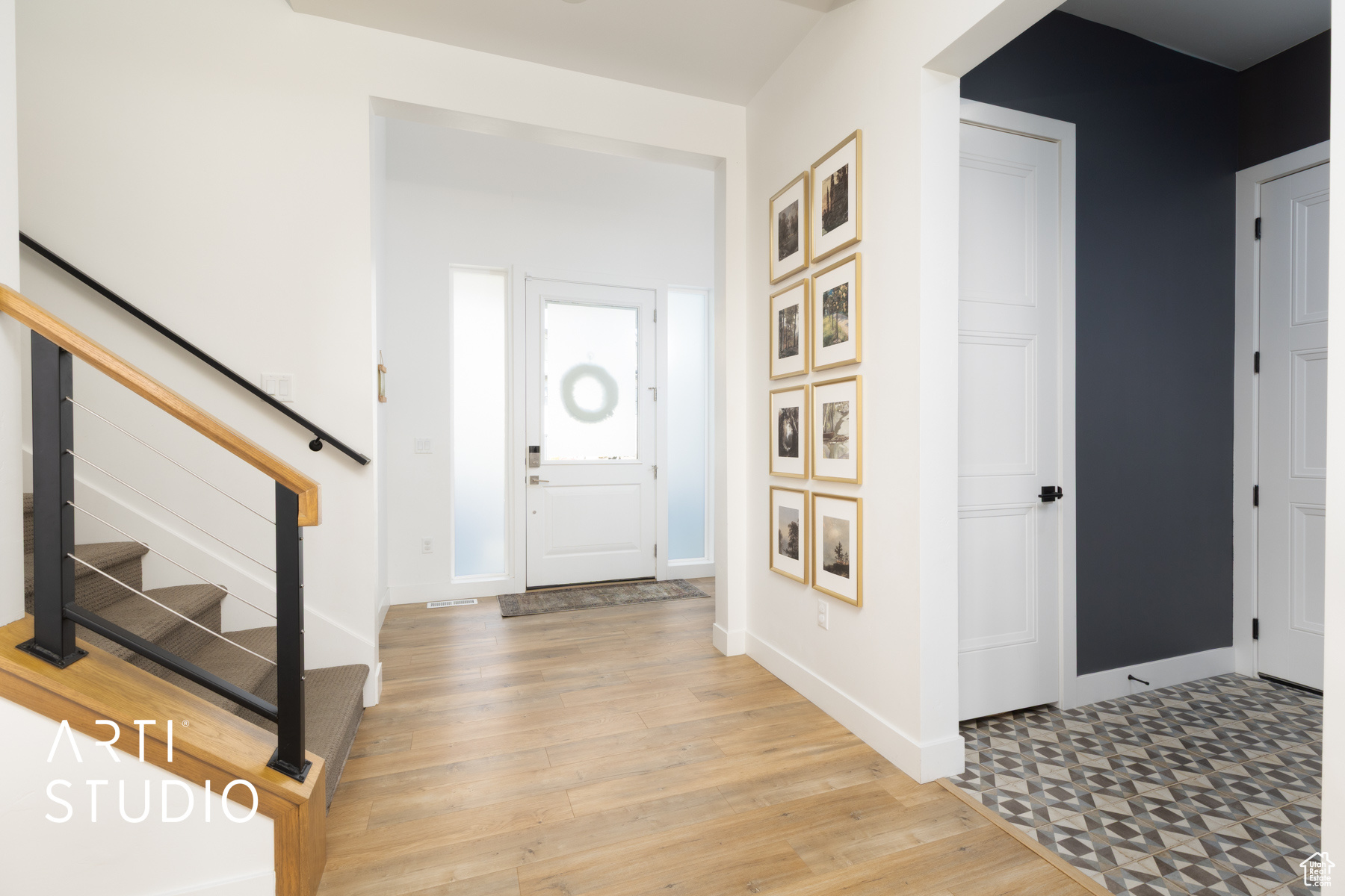 CANYON POINT - Residential