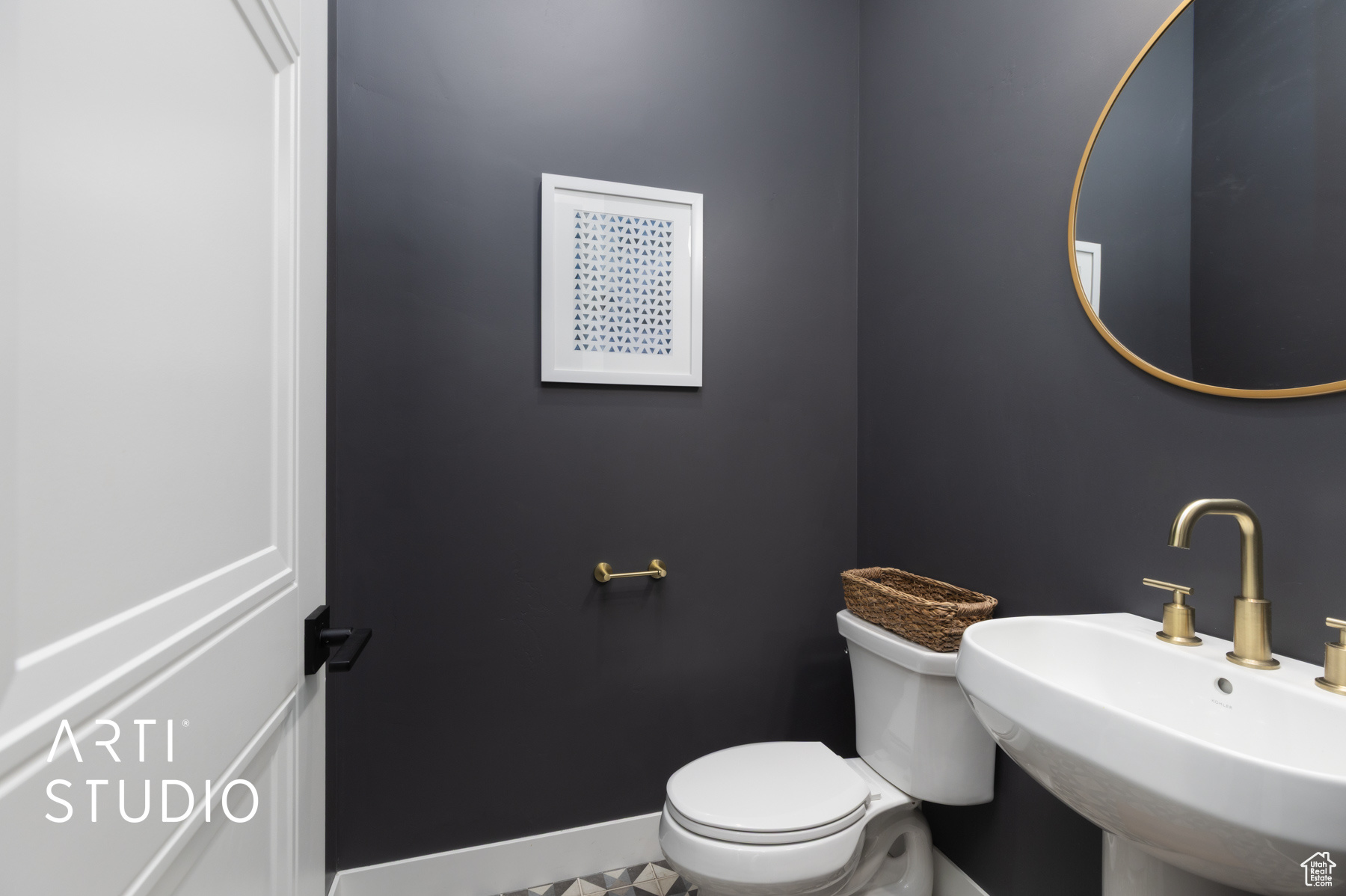 CANYON POINT - Residential