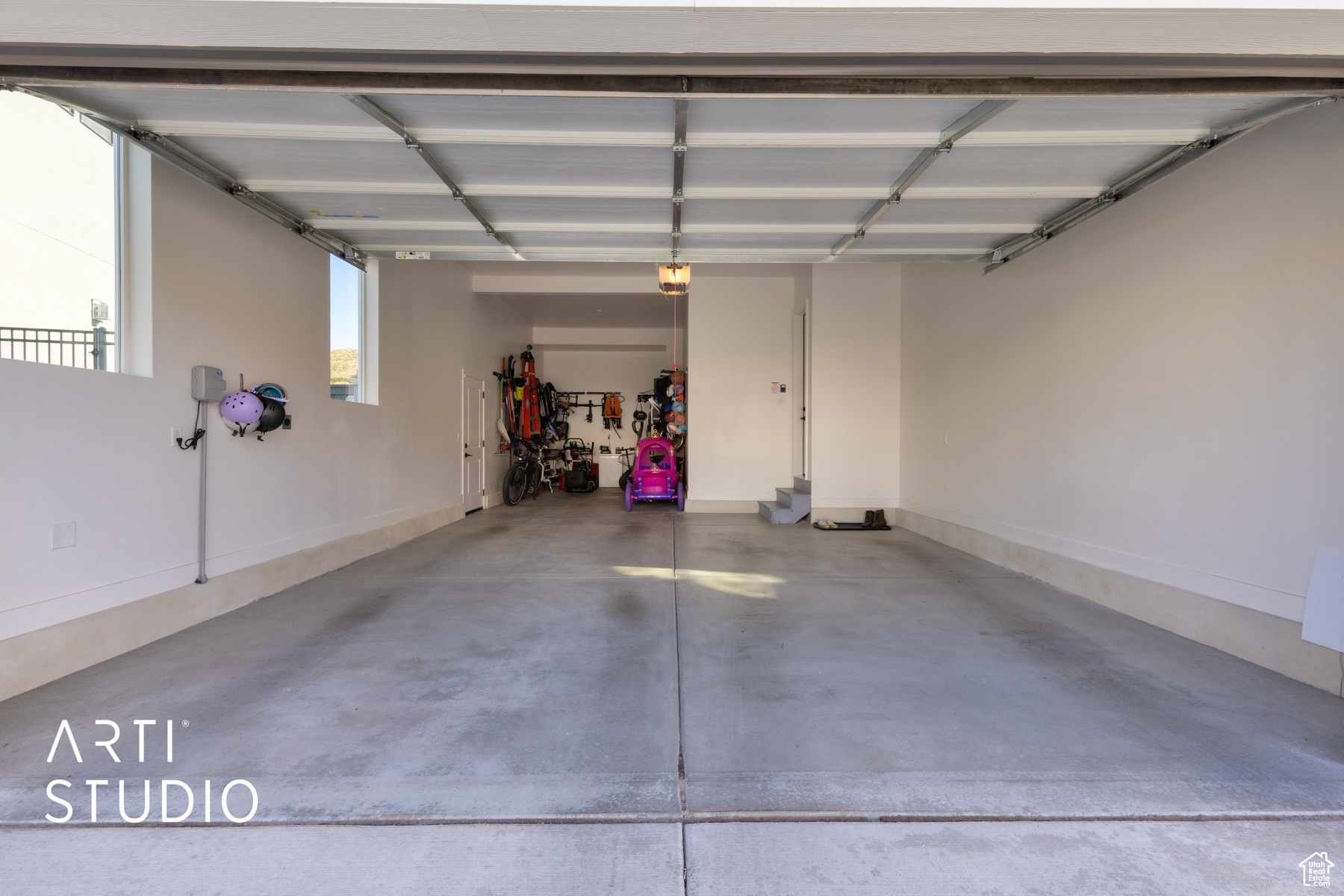 CANYON POINT - Residential