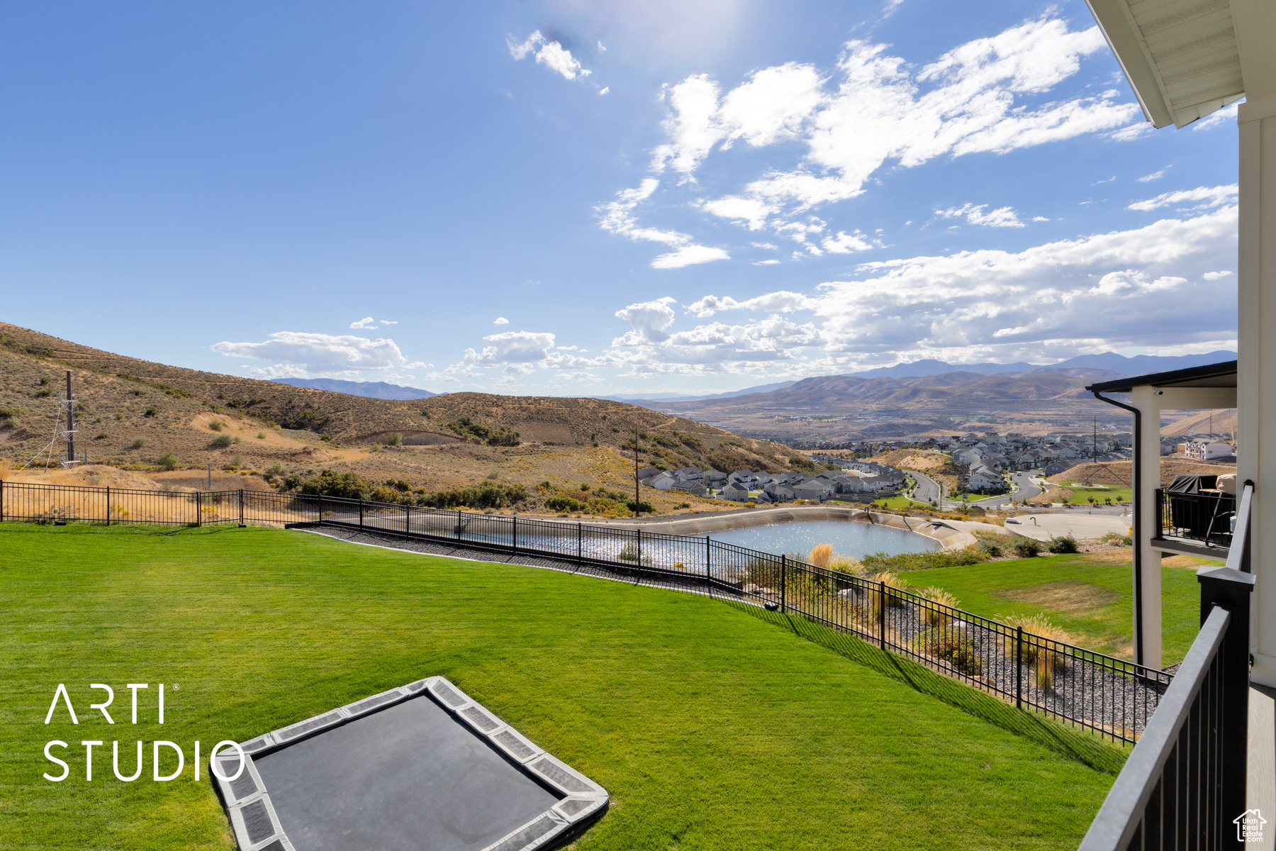 CANYON POINT - Residential