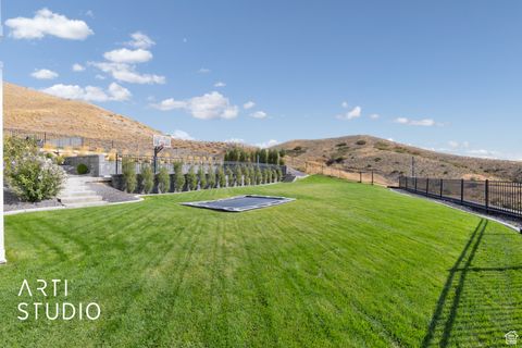 Tiny photo for 1725 W OAKRIDGE CIR, Lehi, UT 84048 (MLS # 2114750)