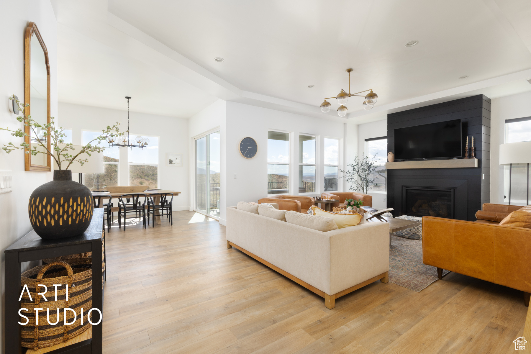 CANYON POINT - Residential