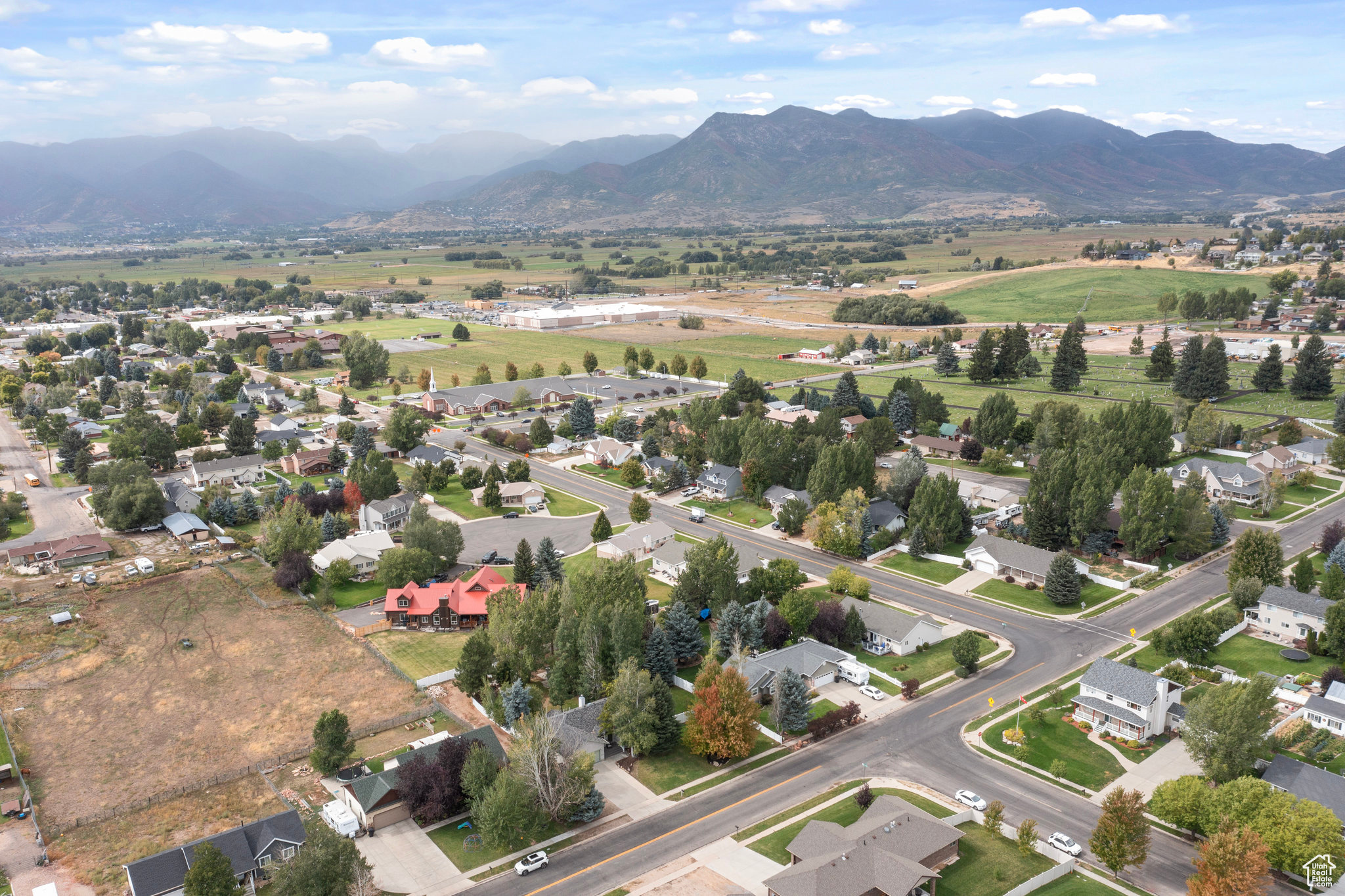 MOUNTAIN VIEW ESTATES - Residential