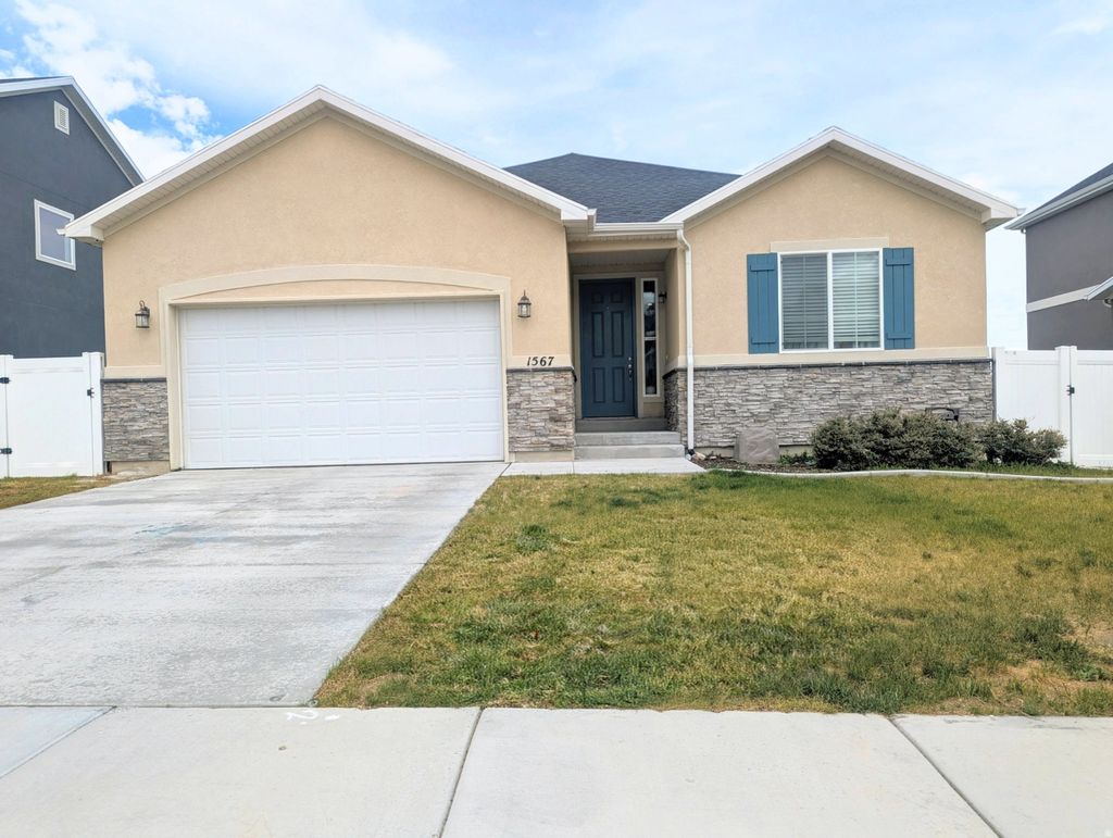Photo of 1567 N BAEN WAY, Tooele, UT 84074 (MLS # 2156957)