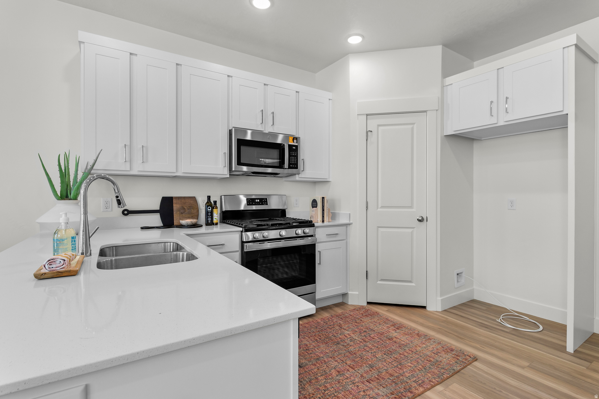 SUGAR CREEK TOWNHOMES - Residential