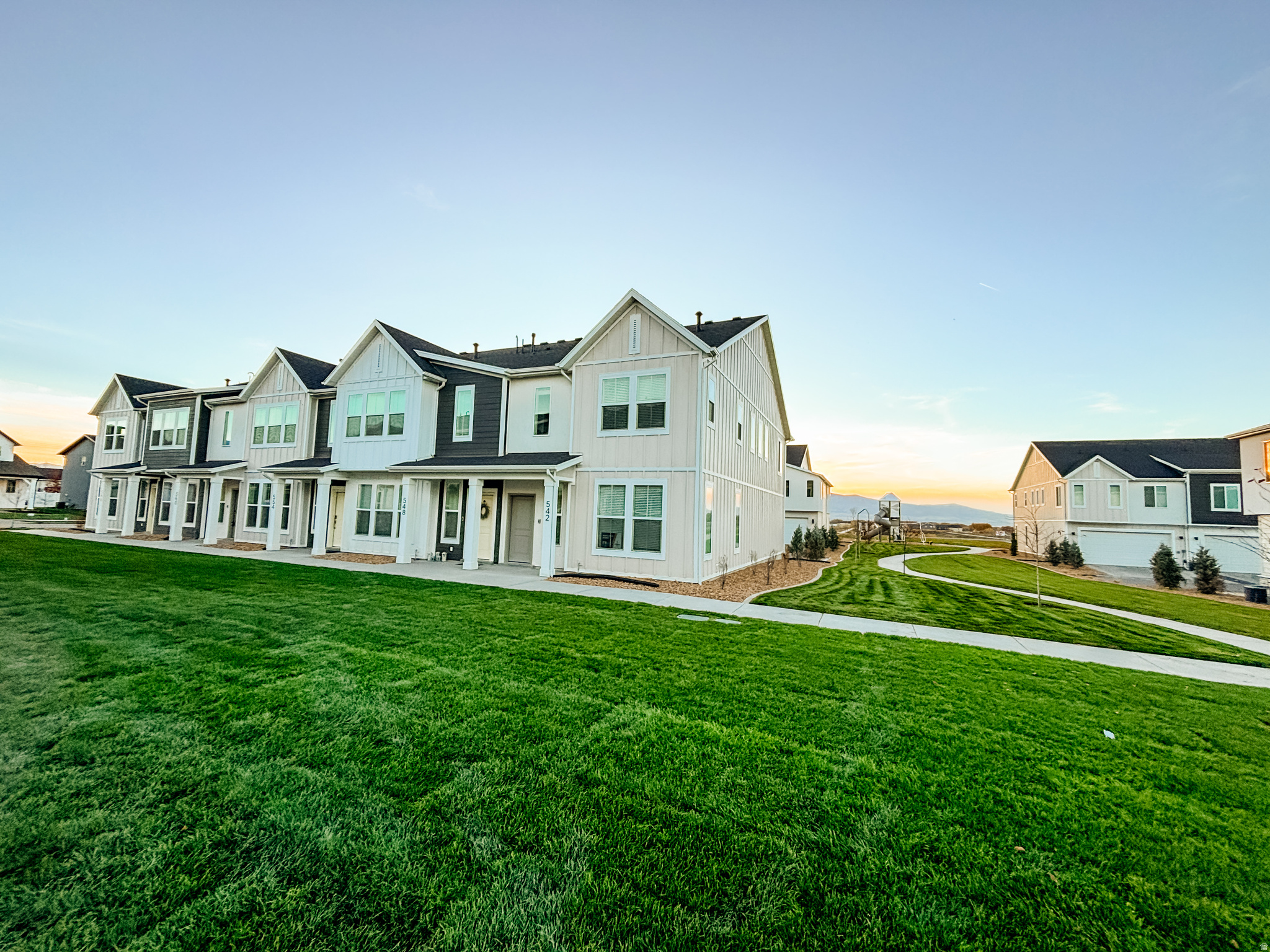 SUGAR CREEK TOWNHOMES - Residential