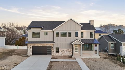 Photo of 4751 S TAYLORS VIEW LN W #23, Taylorsville, UT 84123 (MLS # 2131916)
