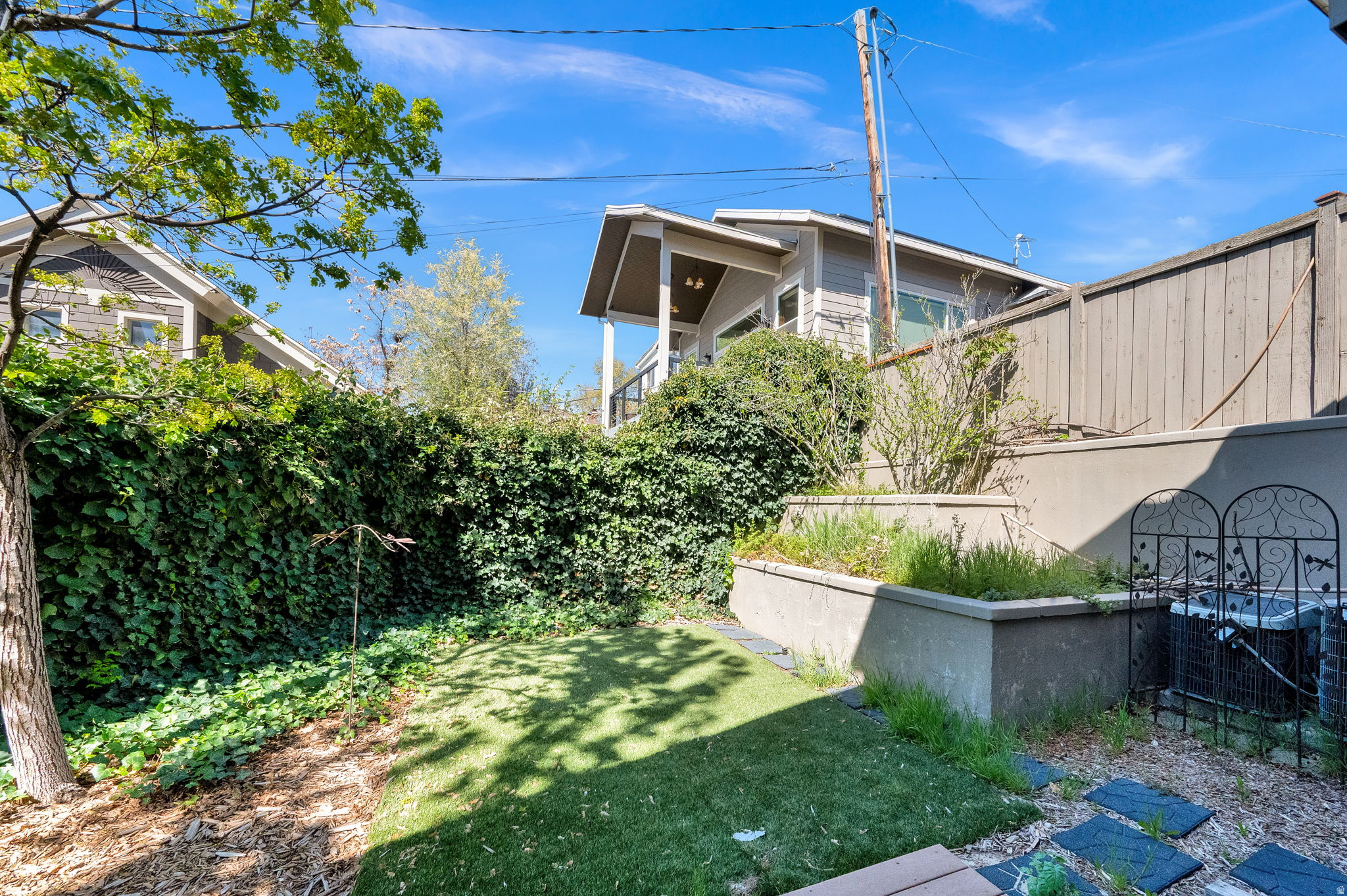 AVENUES - Residential