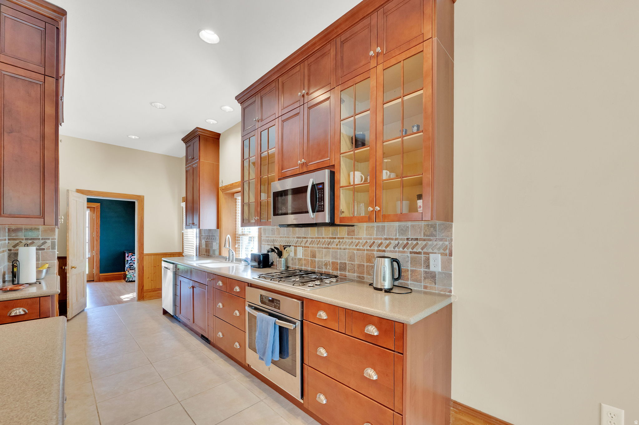 AVENUES - Residential