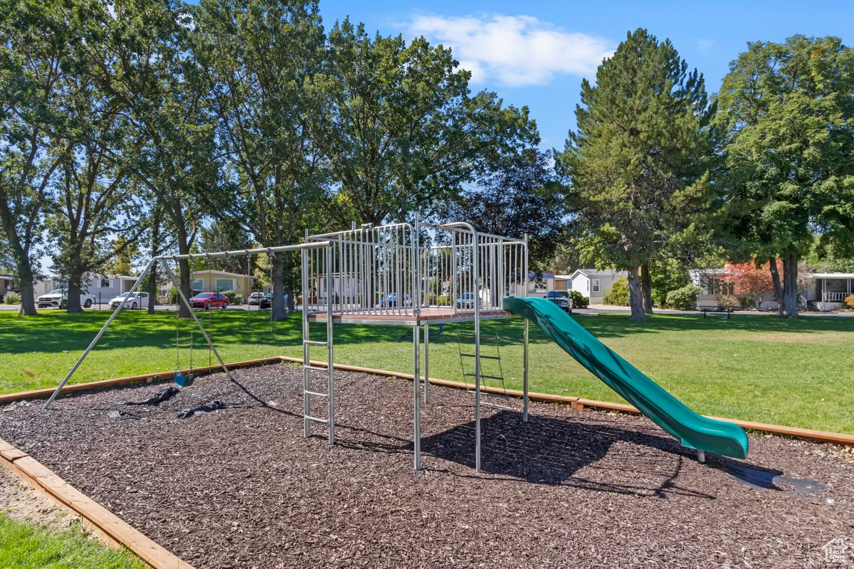 MAJESTIC MEADOWS - Residential